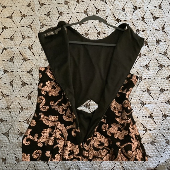 Guess Dress NWT - Picture 4 of 9